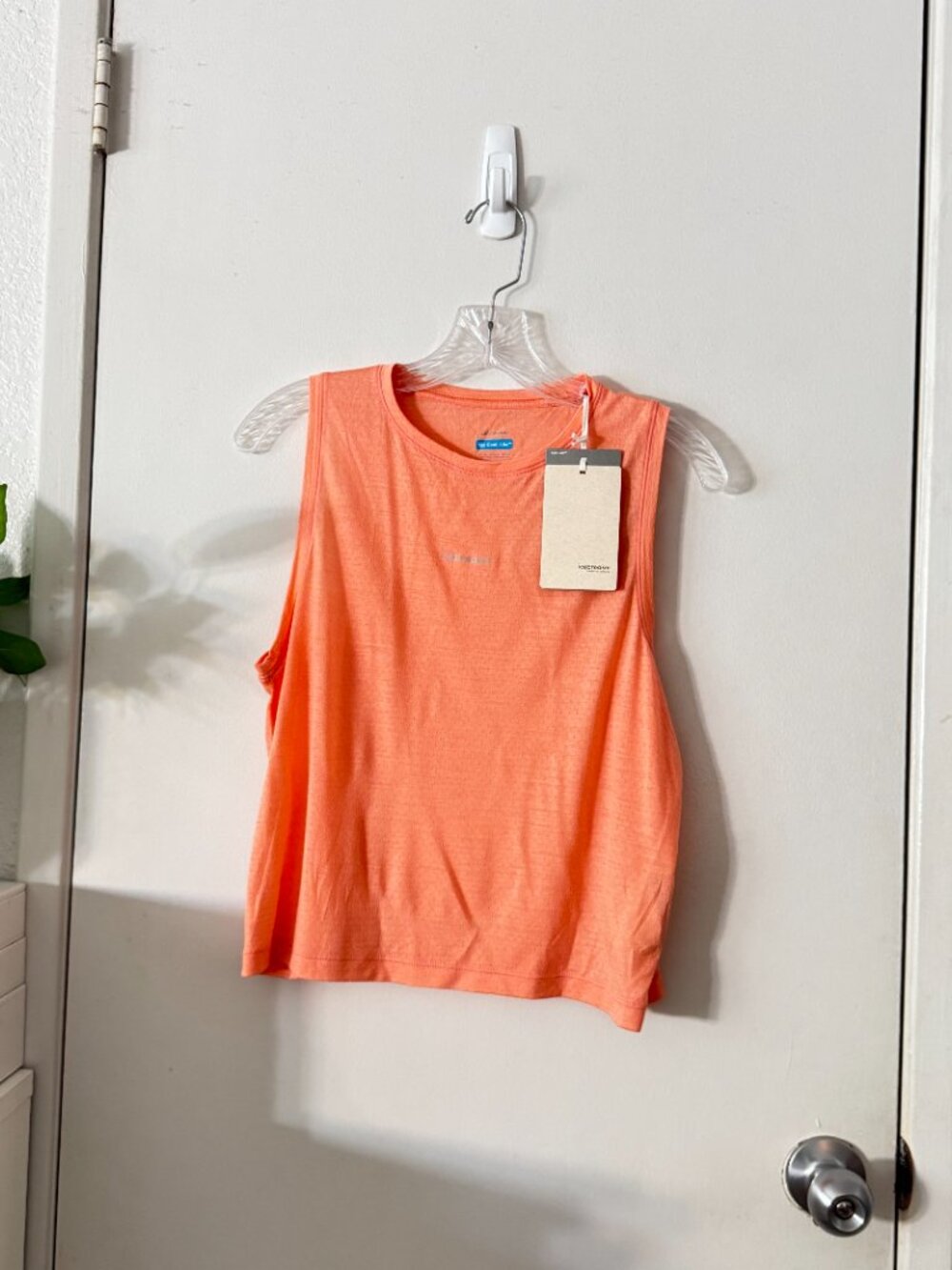 NEW ICEBREAKER Women's Merino Blend 125 Cool-Lite Speed Tank Glow Orange